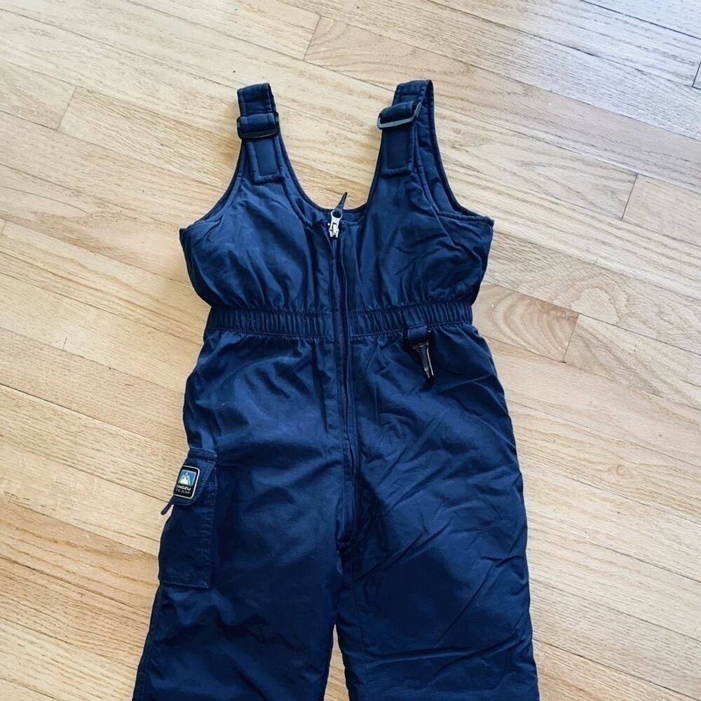 SNOZU BOYS SQUALL BIBS SIZE 3T MINT